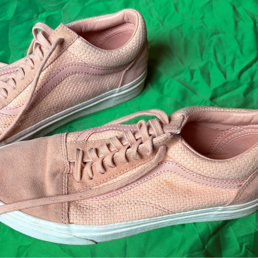 Vans Pink Low-Top Textured Suede Sneakers - Picture 3 of 9